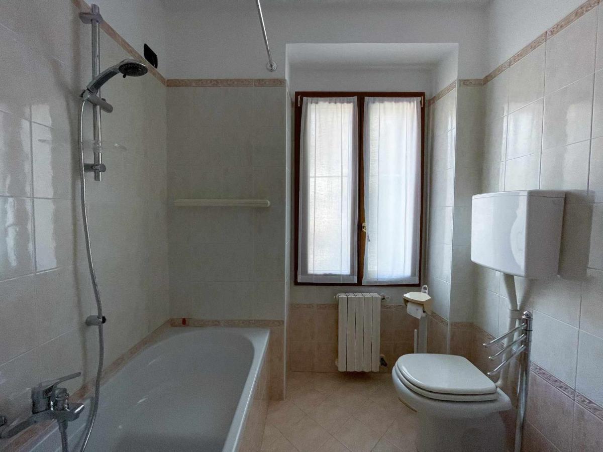 La Gioiosa Apartment With Garden Terrace Civenna Bagian luar foto